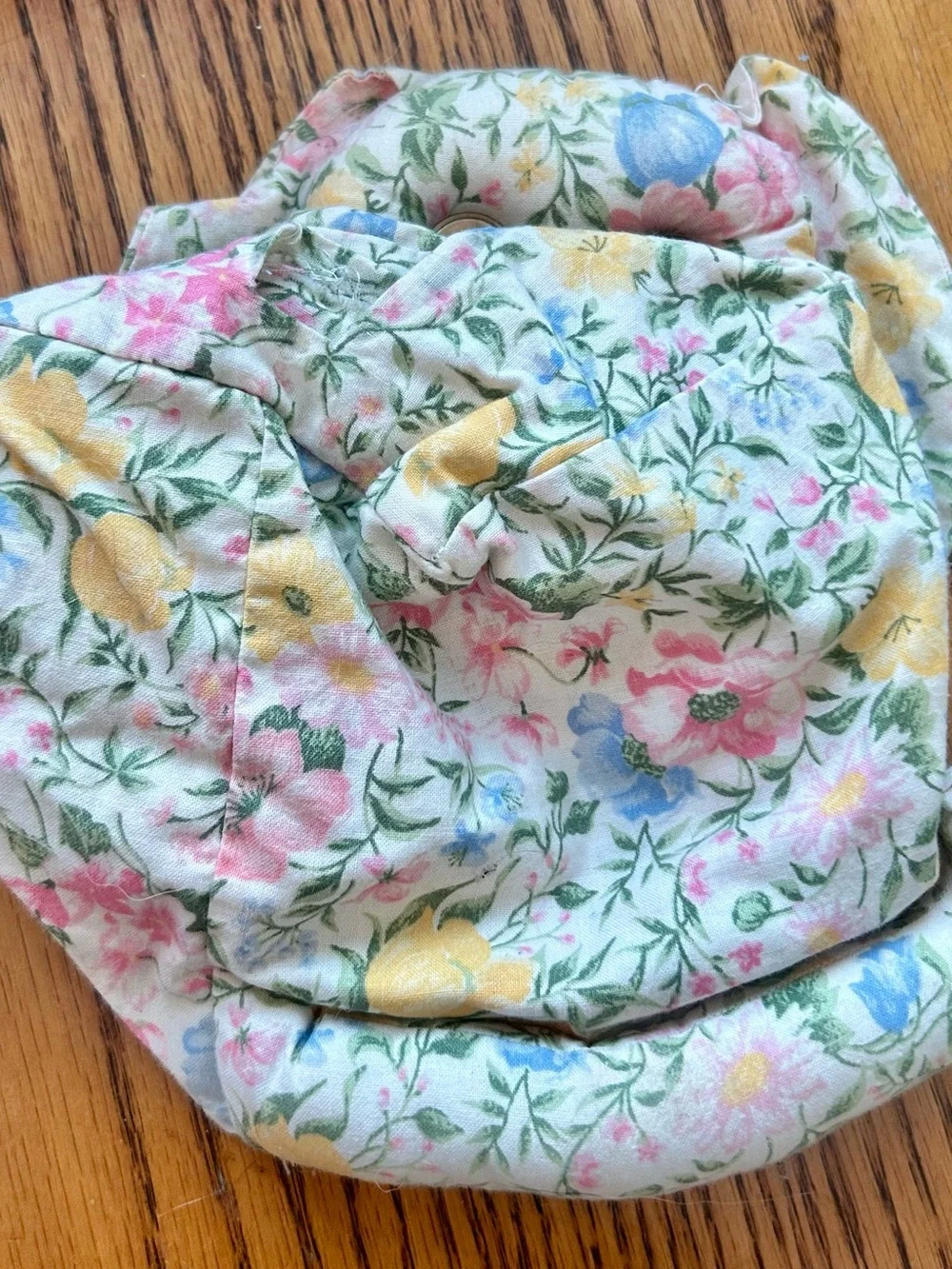 Floral Puppy Toilet Roll or Tissue Box Cover - Pastel Flower Print